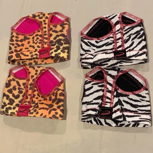 TWO NEW Pairs Capezio Jelz Print Footundeez sz L - Picture 4 of 9